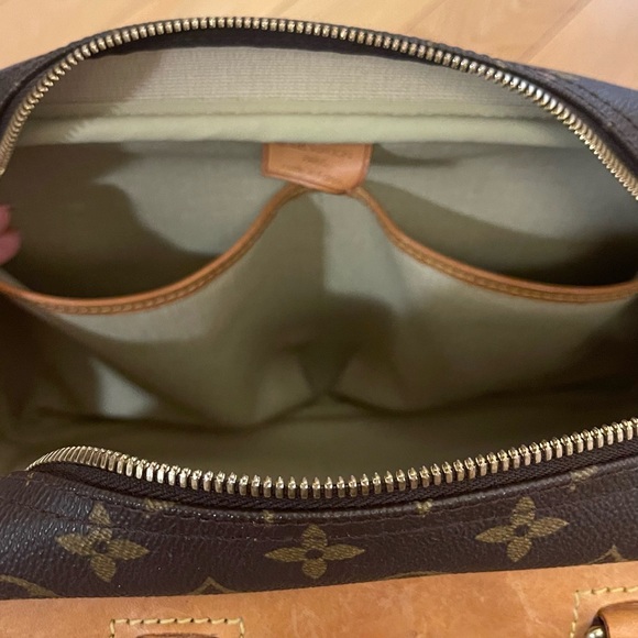 [LOUIS VIUTTON] MONOGRAM DEAUVILLE HANDBAG w/lock key dust bag - Picture 5 of 11